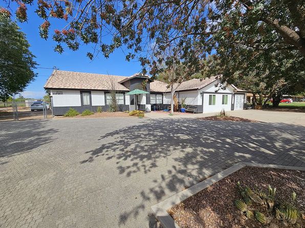 23235 S Via Del Arroyo