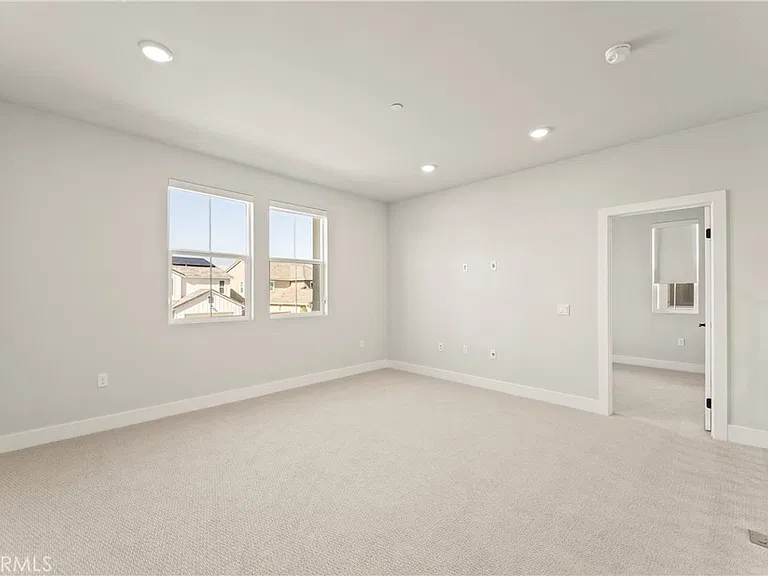 16717 Dara Ave — Photo 19