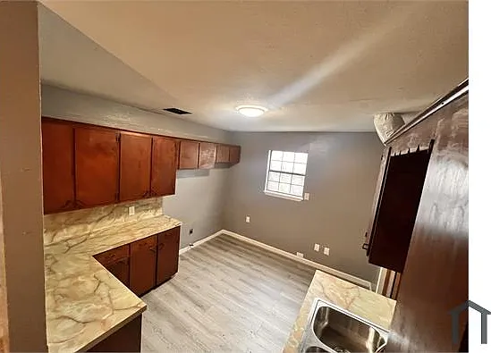 601 Scott Dr — Photo 10