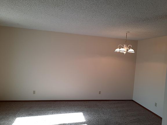 4th image of 1420 W 16th Ave #A