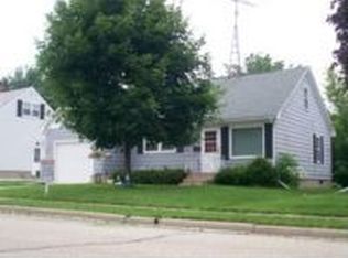 408 Pleasant Ave, Waupun, WI 53963