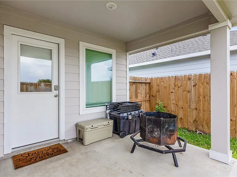 1905 Osbert Nelly Dr — Photo 28