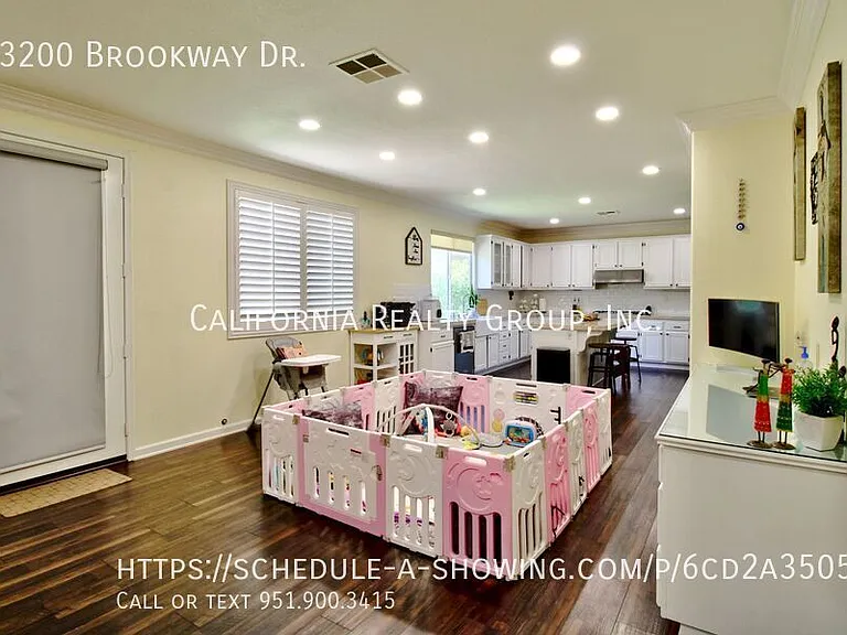 43200 Brookway Dr — Photo 7