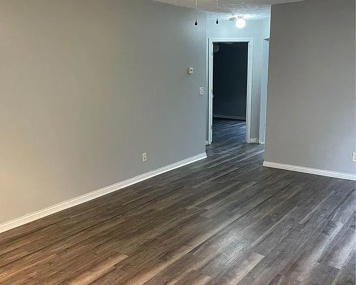 5827 River Walk Cir — Photo 4