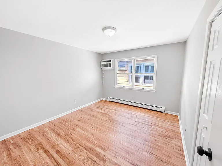 174 Maple St #3 — Photo 18