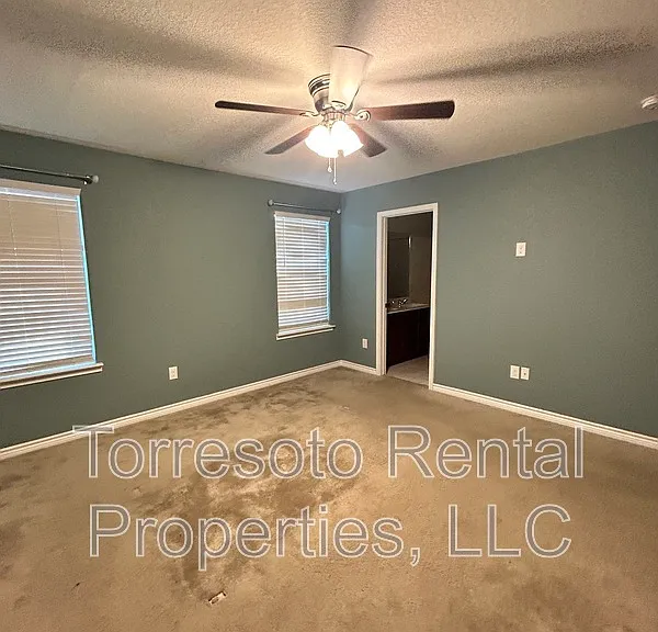 5910 Sandy Lake St — Photo 17