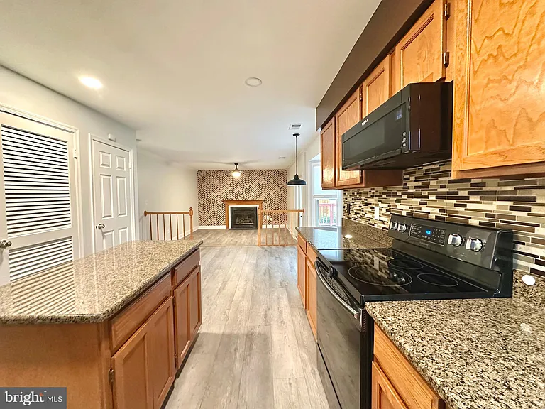 7827 Bold Lion Ln — Photo 13