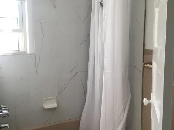 326 Fern Ave APT 2R, Lyndhurst, NJ 07071