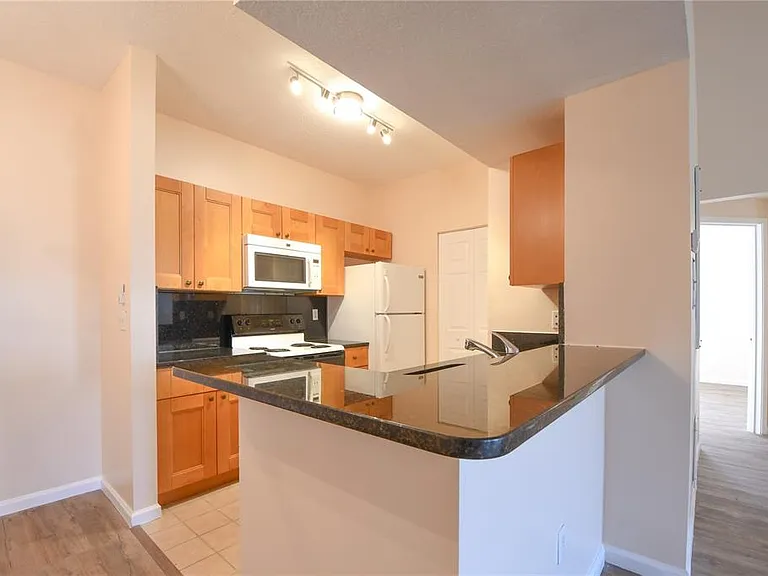 14214 Fredricksburg Dr #108 — Photo 15