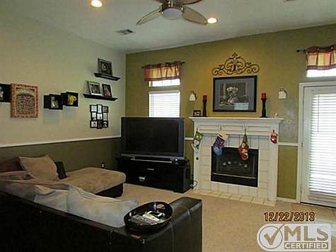 4th image of 111 Morene Ave