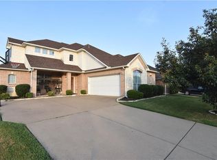 2824 Kaitlin Way, Grand Prairie, TX 75052