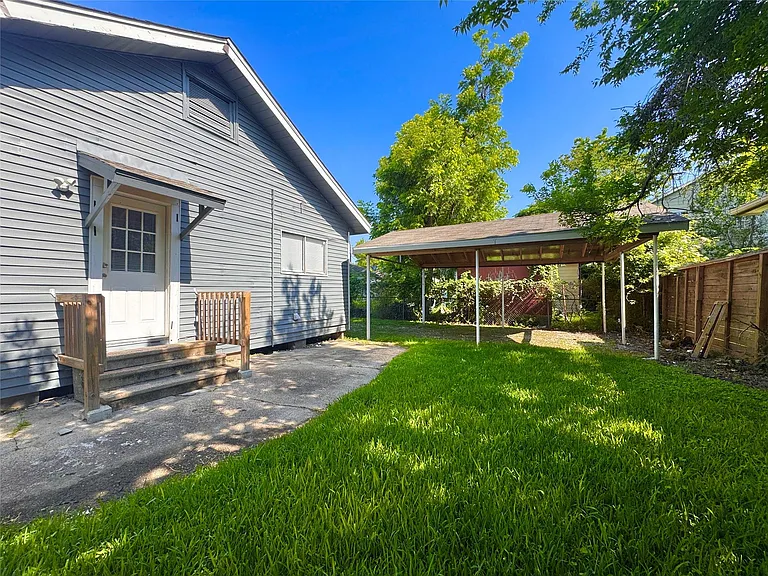 4106 Robertson St — Photo 15