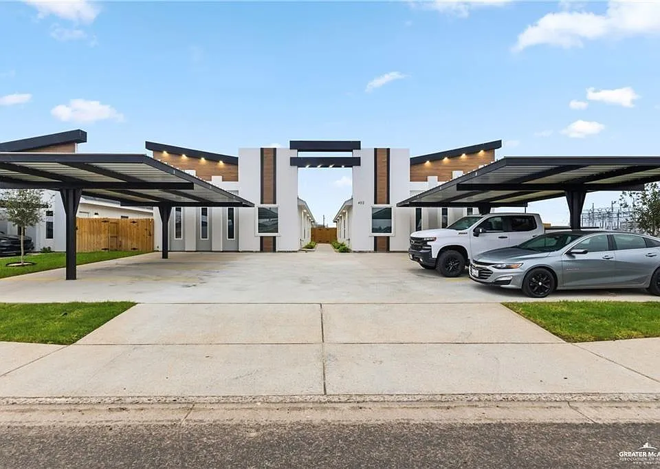 402 N Alexandrite Ave #2