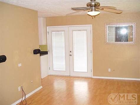 2nd image of 5053 Blue Glen Dr