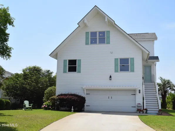 224 SW 15th Street, Oak Island, NC 28465