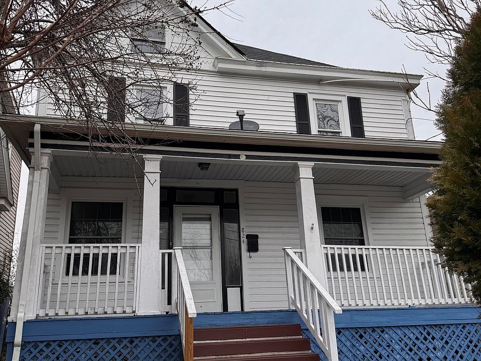 1st image of 824 Highland Ave SE