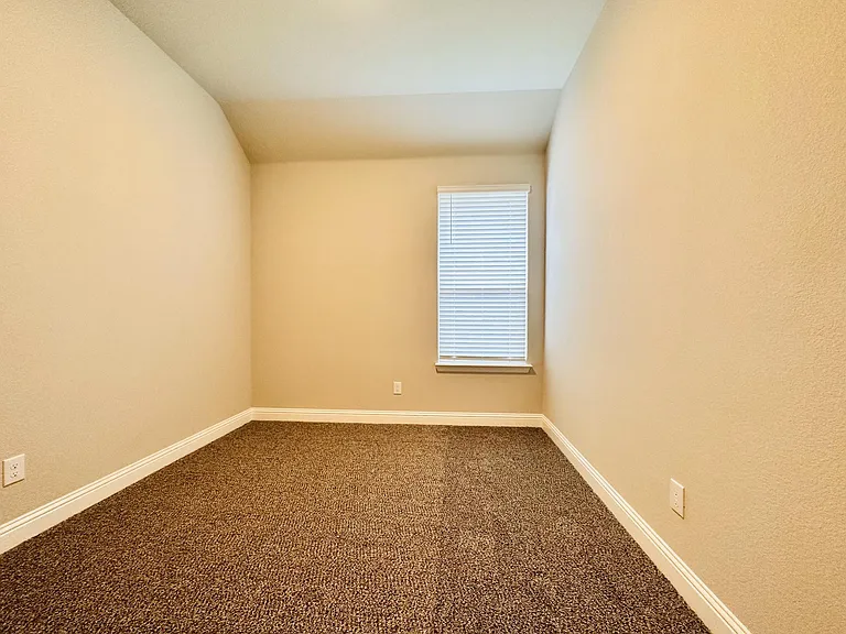 1310 Axis Deer Rd — Photo 17