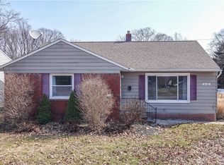 1955 Wrenford Rd, South Euclid, OH 44121