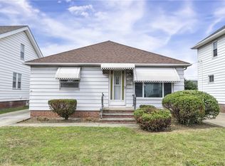 6506 Snow Rd, Parma, OH 44129