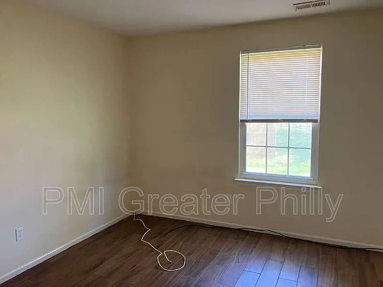 1688 Bluebird Dr #A — Photo 18