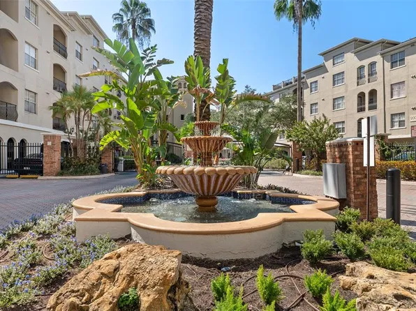 501 Knights Run Ave APT 1215, Tampa, FL 33602