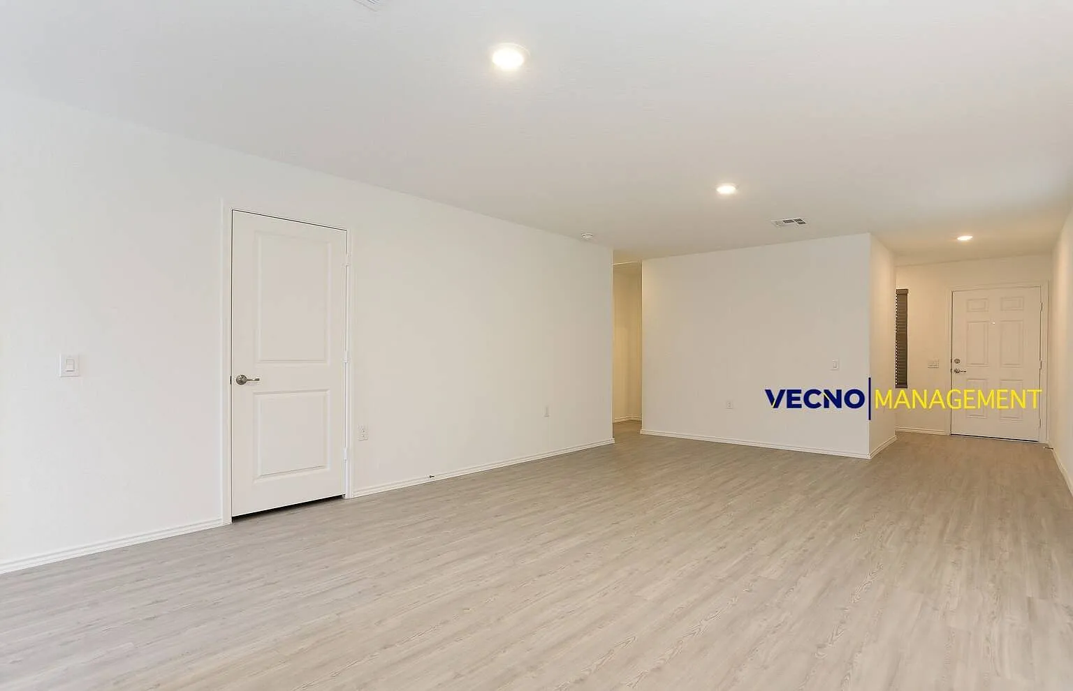 3 bed, 2.0 bath, 1266 sqft, $1,550 — Photo 3