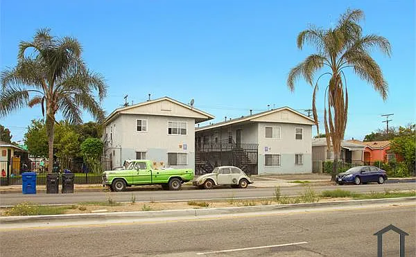 2 bed, 650 sqft, $1,900 — Photo 3