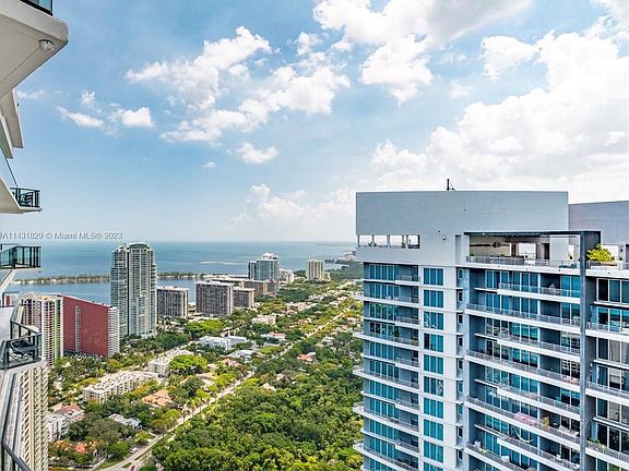 3rd image of 1300 S Miami Ave #Penthouse 4908