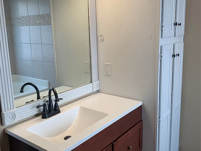 243 Primrose Dr — Photo 9