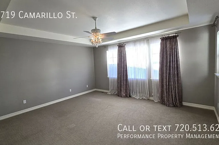 11719 Camarillo St — Photo 26