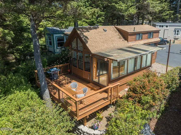 4875 N Highway 101 #47, Depoe Bay, OR 97341