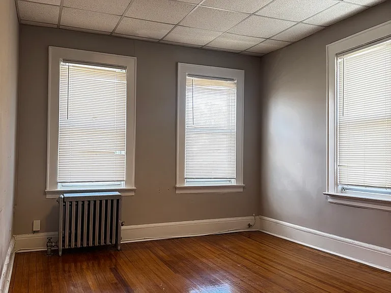415 W Elm St #5 — Photo 6