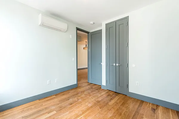 Rented by Nooklyn NYC LLC | media 26