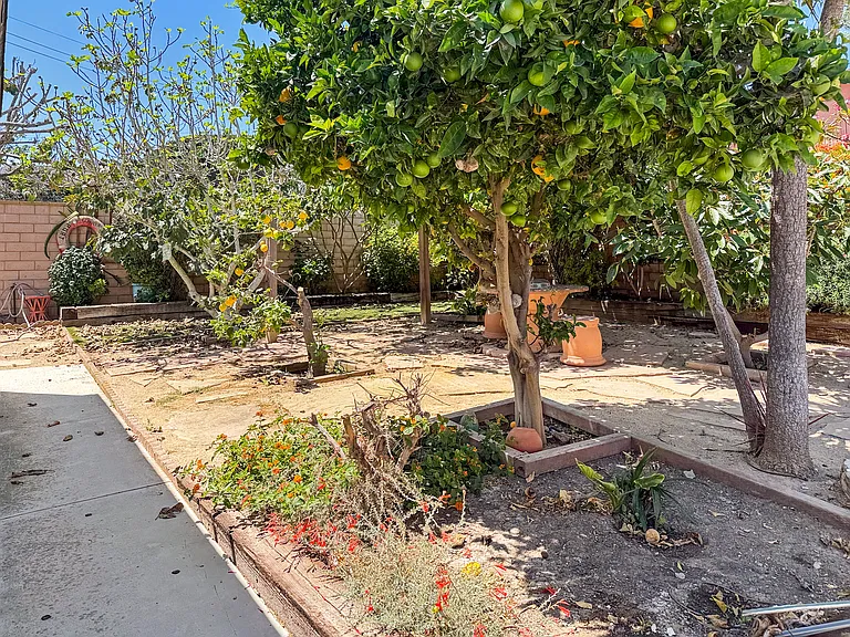 2507 S Patton Ave — Photo 22