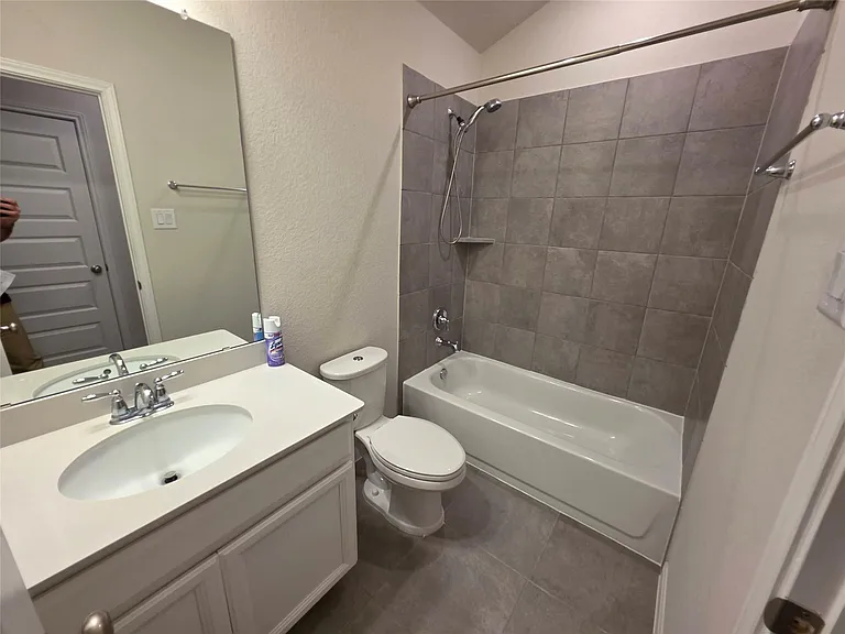 229 Cresta Cove Ct — Photo 15