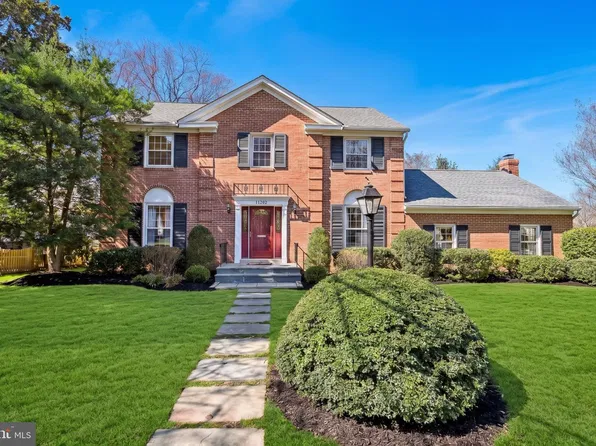 11704 Hitching Post Ln, Rockville, MD 20852