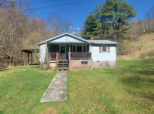 127 Wildflower Hl, Clintwood, VA 24228