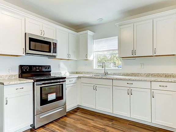 2nd image of 1971 Leonard Ct S #12970413