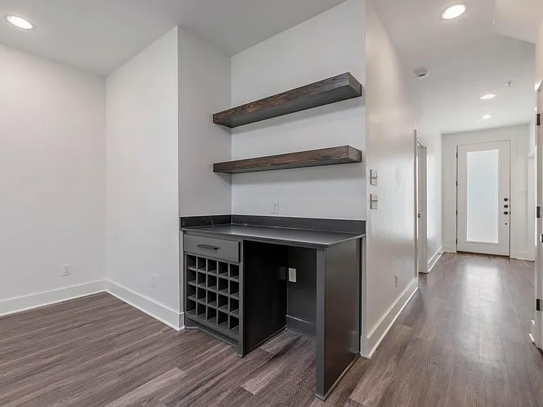 1531 Pine Ridge Dr — Photo 6