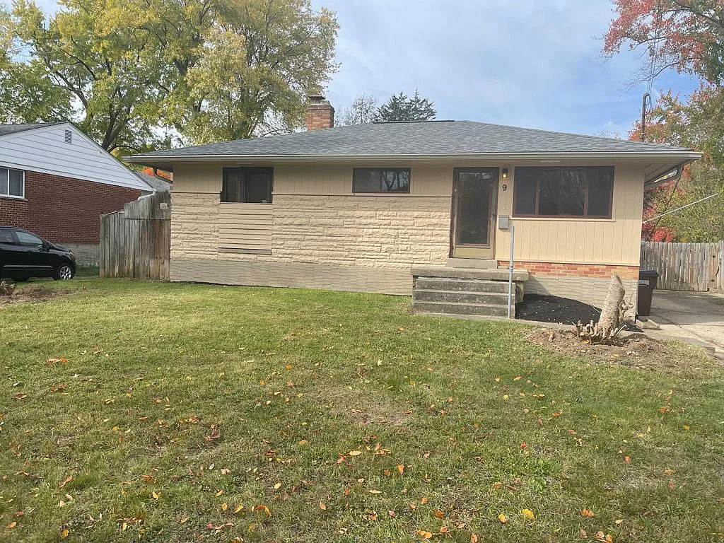 4 bed, 1600 sqft, $1,950 — Photo 1