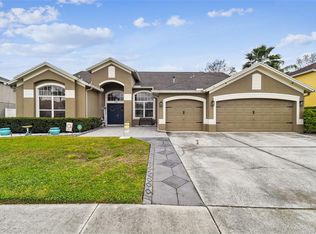 1536 Distant Oaks Dr, Wesley Chapel, FL 33543