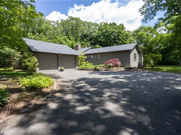 119 Old River Rd, Lincoln, RI 02865