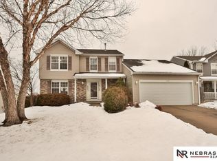 5703 S 160th St, Omaha, NE 68135