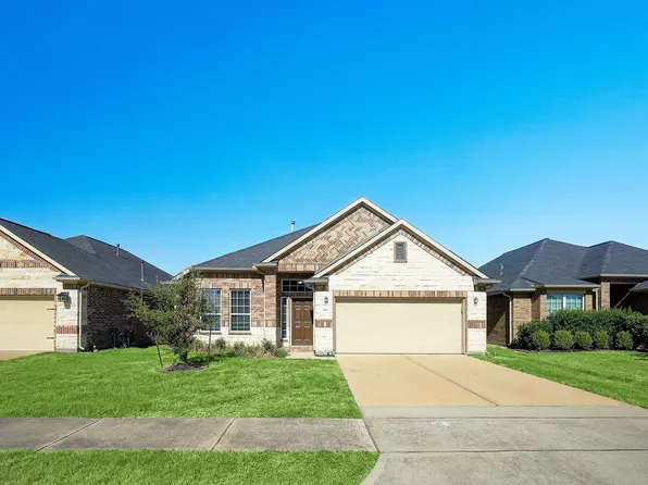 1319 S Maple Dr, Katy, TX 77493