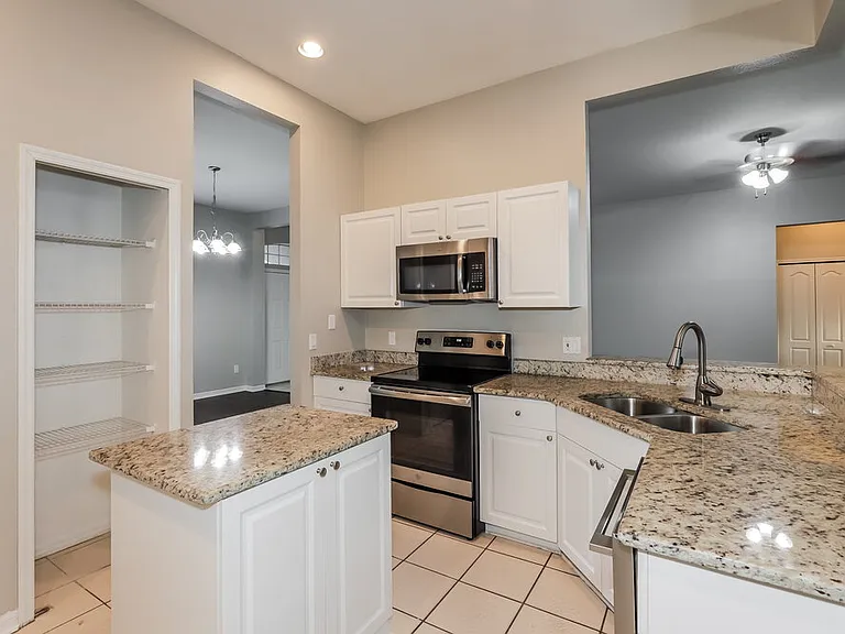6041 Cason Way — Photo 6
