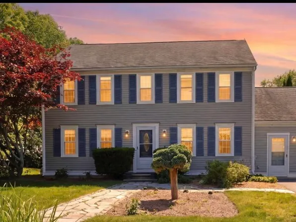 30 Sheffield Place, Mashpee, MA 02649