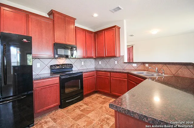 8518 W Finlandia Gap — Photo 5