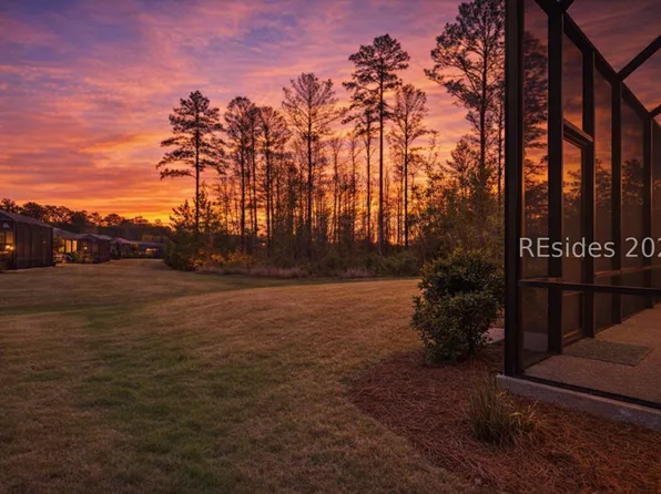 1486 Saint Somewhere Dr, Hardeeville, SC 29927