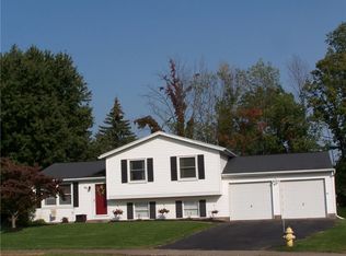 66 Jennifer Cir, Rochester, NY 14606