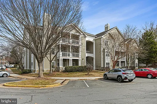 1701 Lake Shore Crest Dr Photo 1